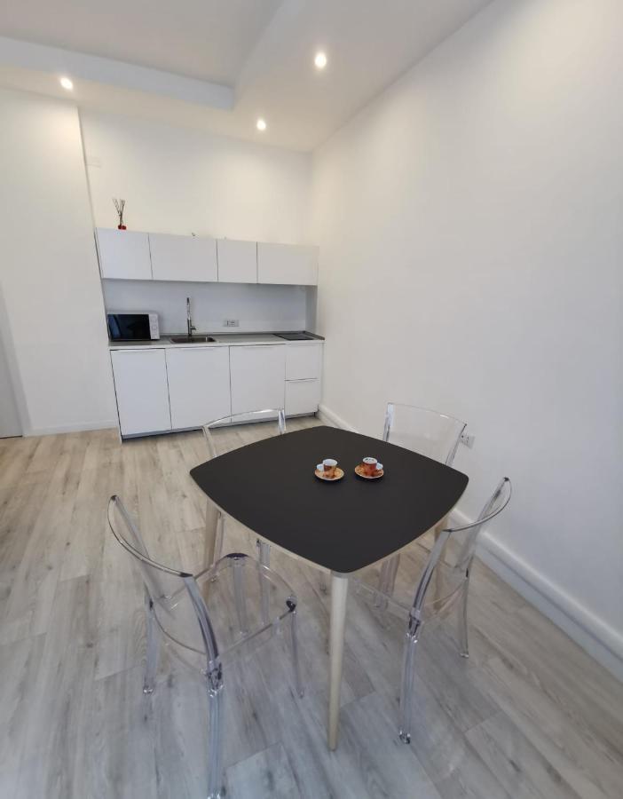 Dimora Nalu Apartment Bari Exterior foto